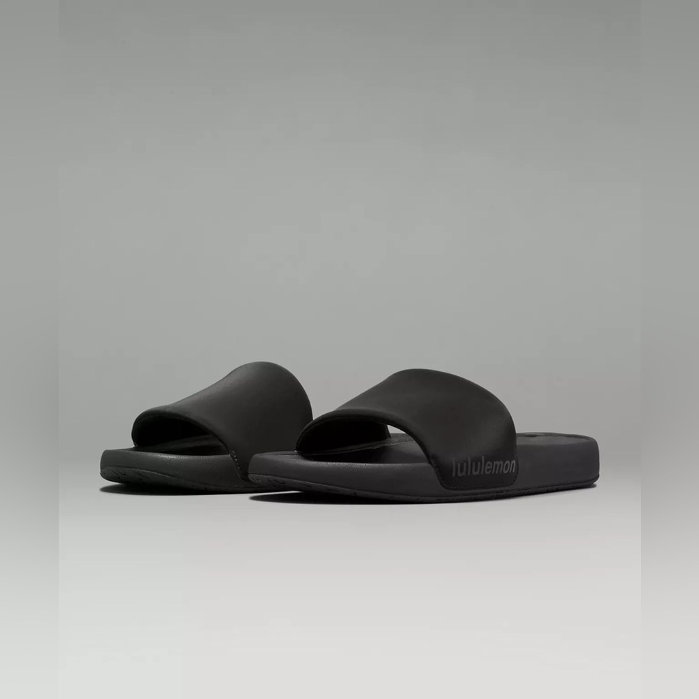 Lululemon Athletica Black Sandals Sleek Design